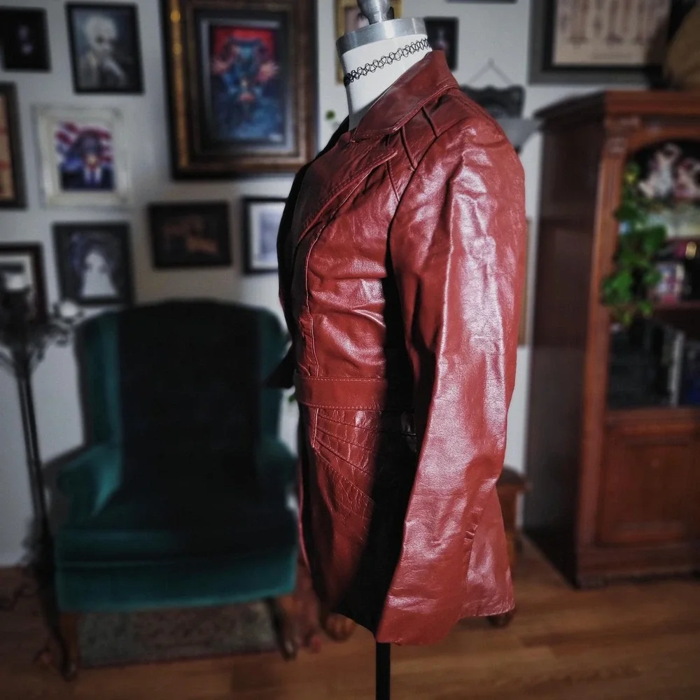 Burgundy Leather‎ Jacket Belted Womens Blazer Vintage 70s 9/10 Made in Argentina